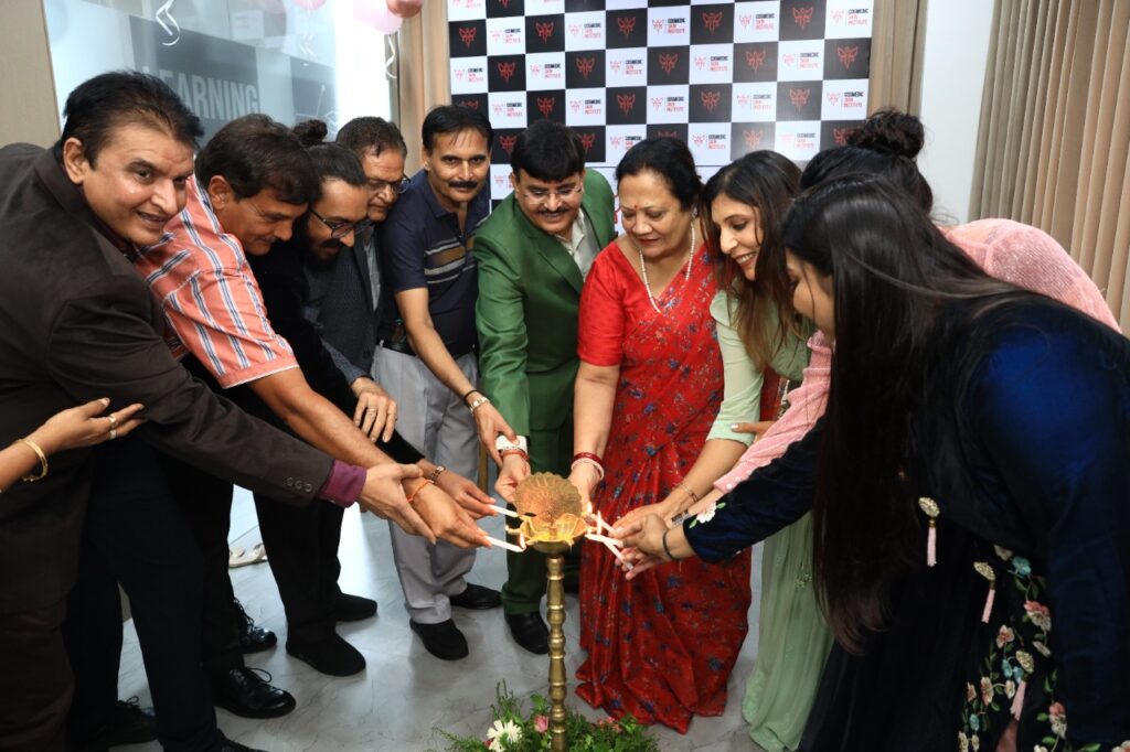 India’s First Skin Institute that will provide practical training to Dermatologists “Cosmedic Skin Institute” Starts in Surat